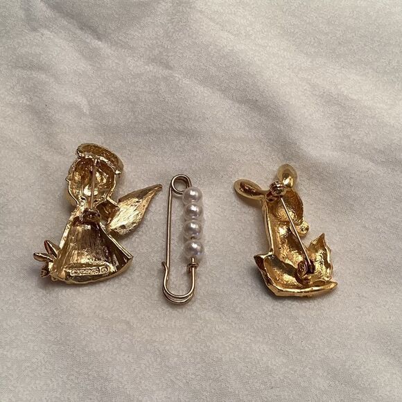 Set of 3 Goldtone Pins - Picture 4 of 8